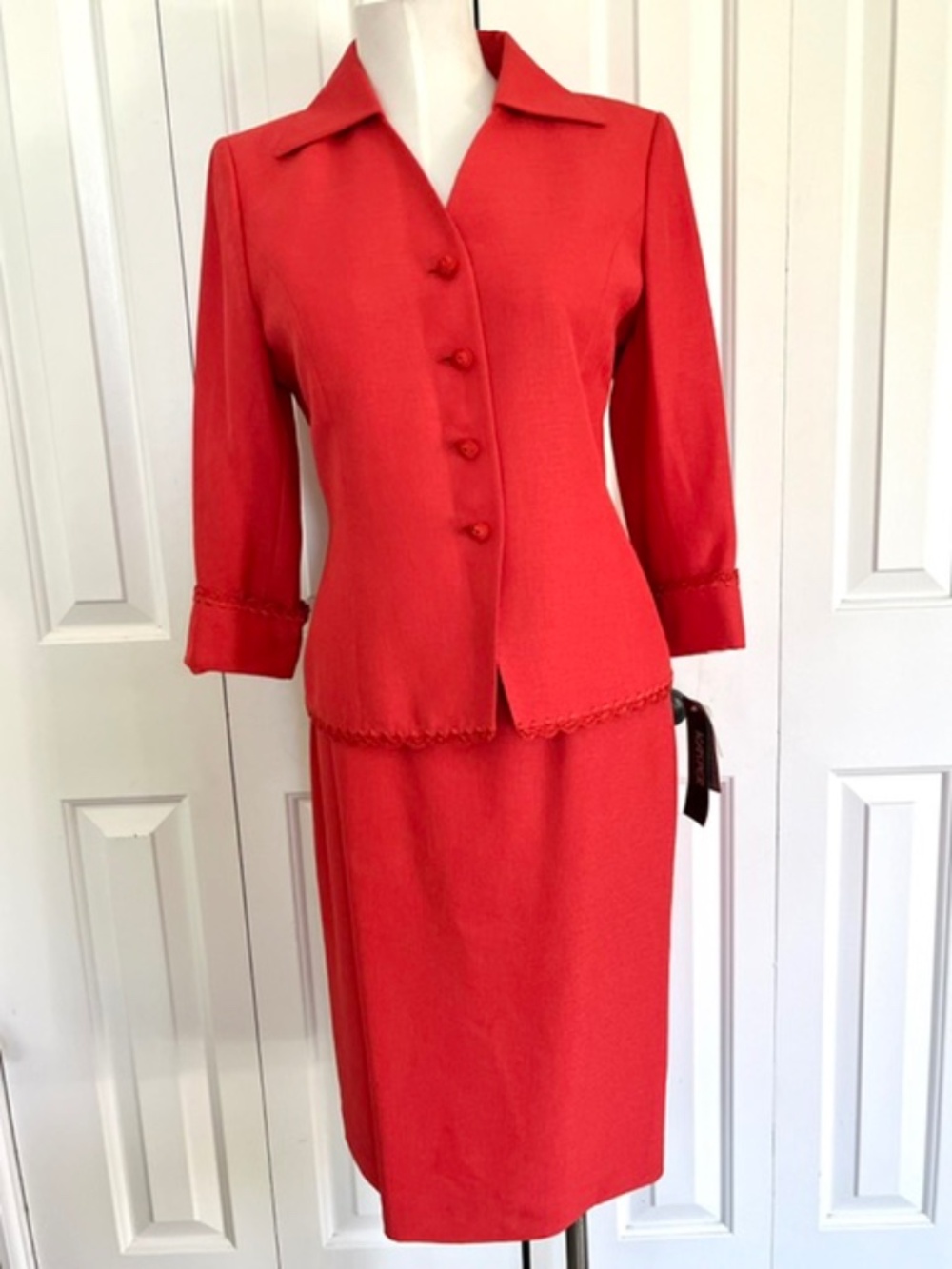 Kasper Vinatge Two Piece Suit NWT Size 4